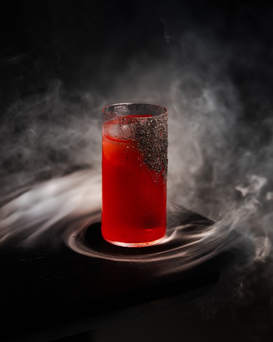 Shuffle the tiles
drawing on the four winds, this collection of four 0% abv drinks captures the fizz of anticipation and excitement before a game begins.